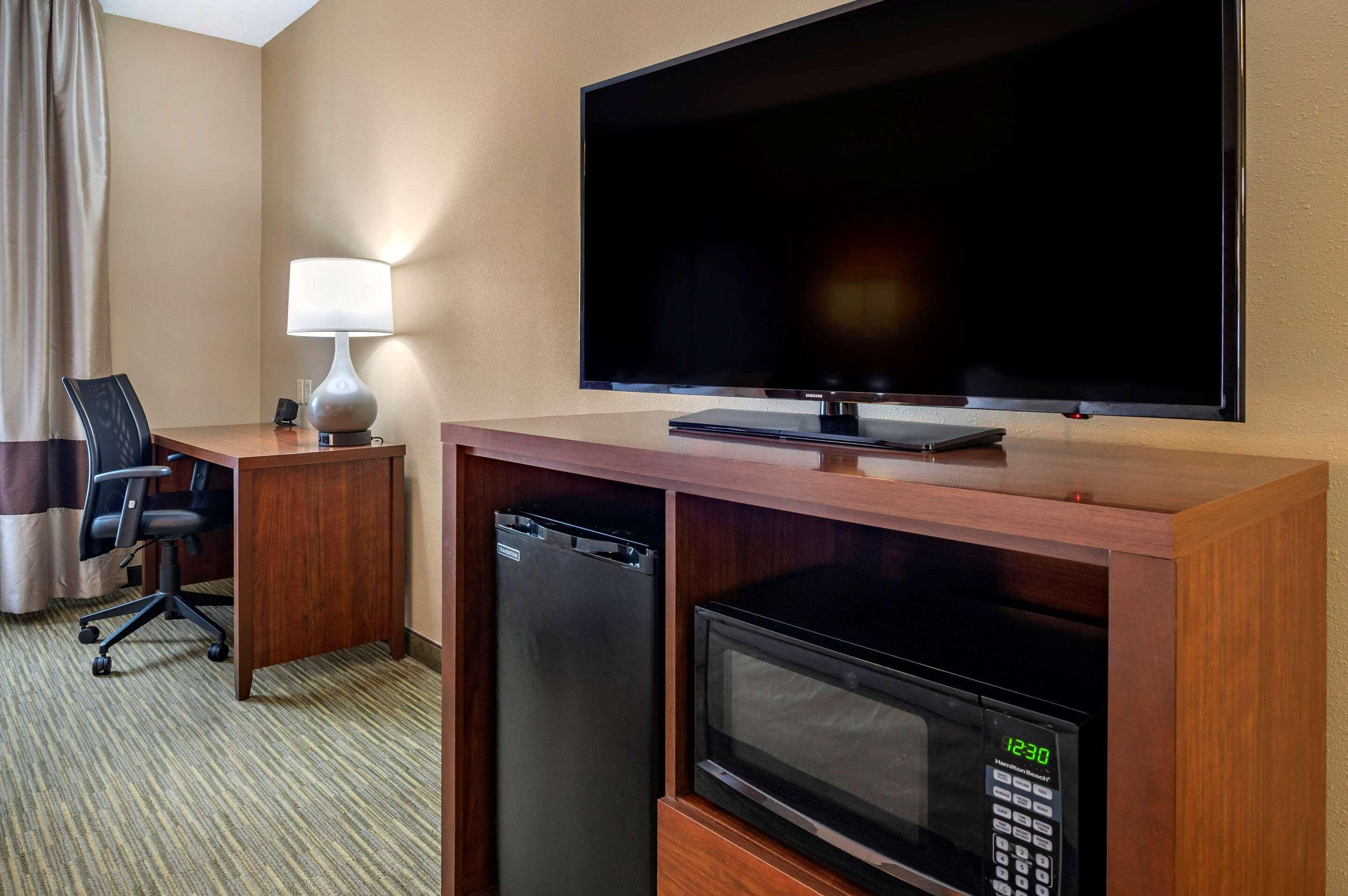 Comfort Suites North Elkhart Esterno foto
