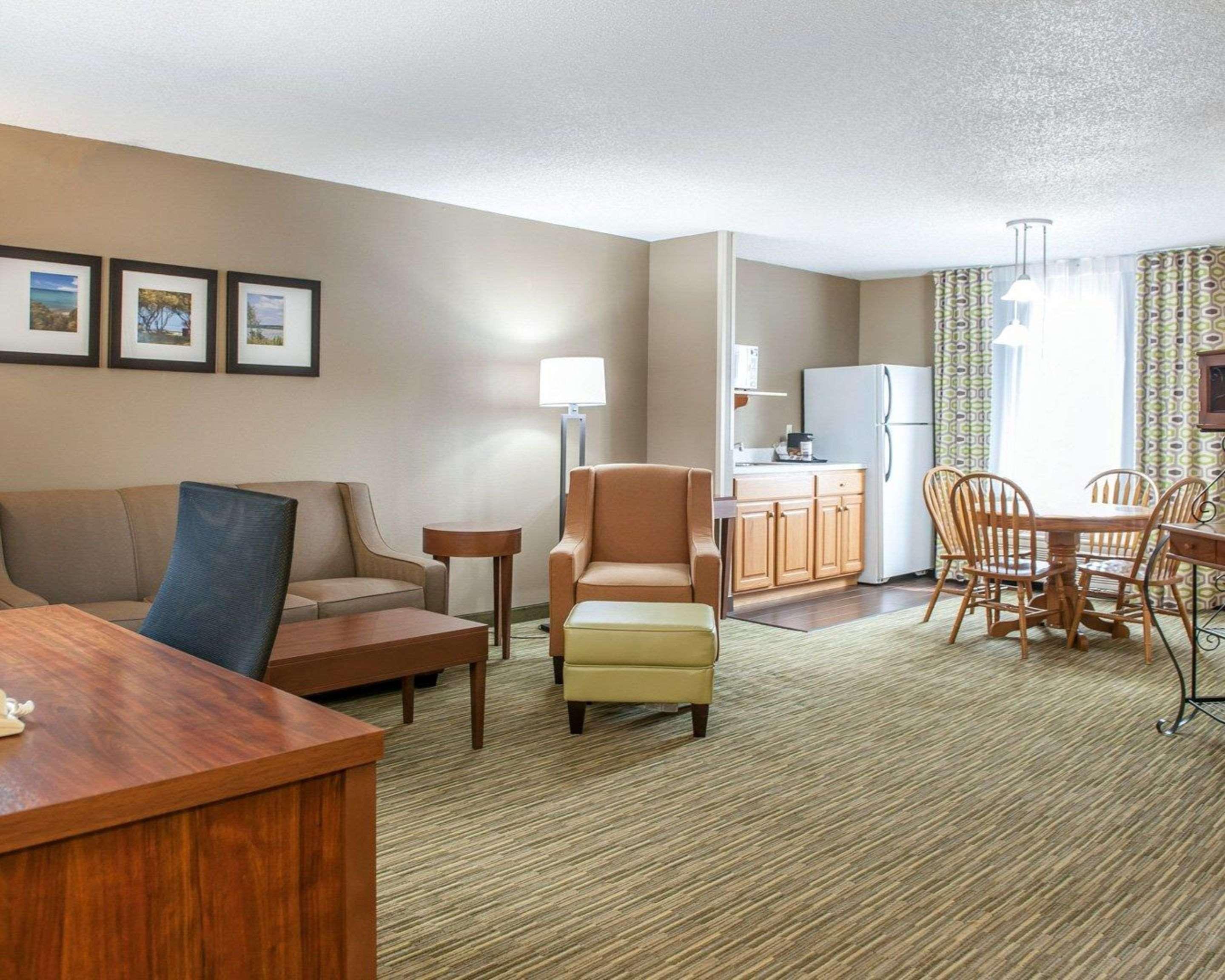 Comfort Suites North Elkhart Esterno foto